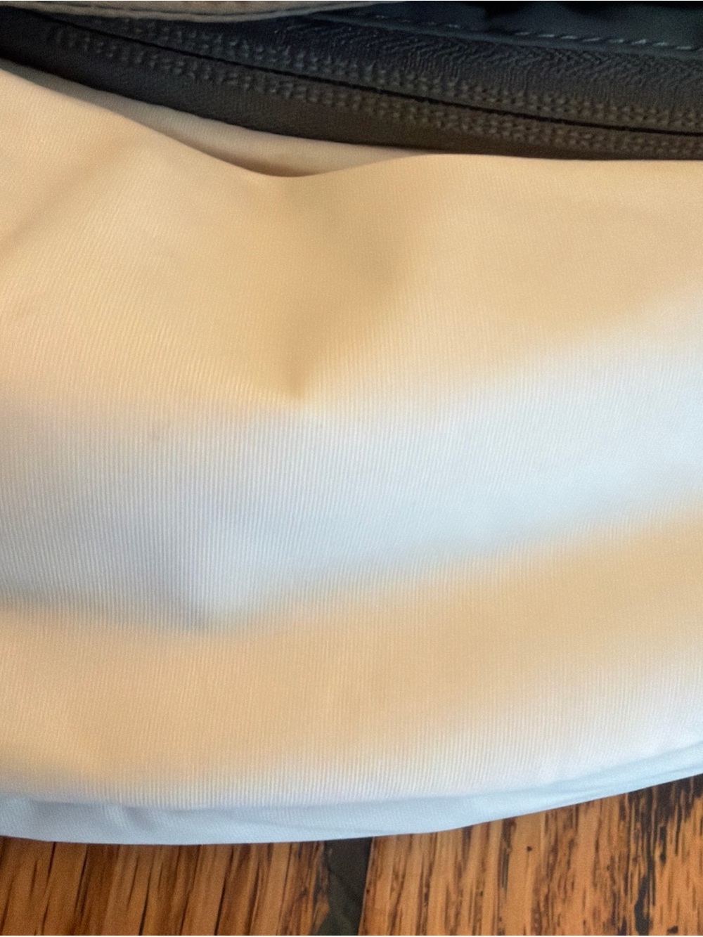 Lululemon 3 Tone Sling Bag Belt Bag Nylon Hiking Traveling Purse Everyday - Picture 4 of 15